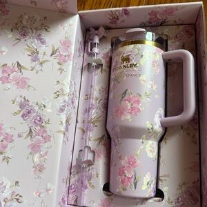 Brand new in box -Love shack Fancy x Stanley 40 oz tumbler